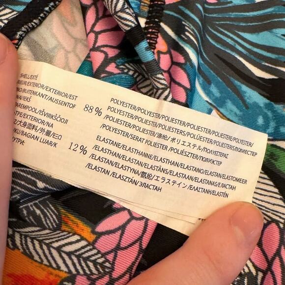 Minkpink MOVE Vibrant Multicolor Floral Bicycle Athletic Shorts Size M - Picture 5 of 7